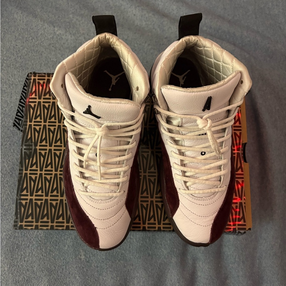 Jordan 12 A Ma Maniere White